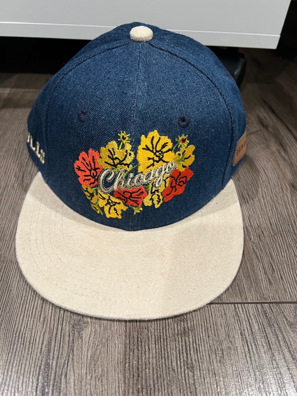 NEW Denim Chicago Bull Floral Hat with Cream Brim